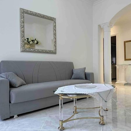 Ferienwohnung Casa Eleonora: A 5 Min Dal Mare + Free Parking Ventimiglia Exterior foto