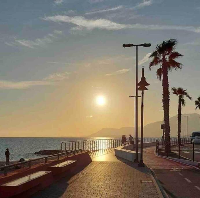 Ferienwohnung Casa Eleonora: A 5 Min Dal Mare + Free Parking Ventimiglia Exterior foto