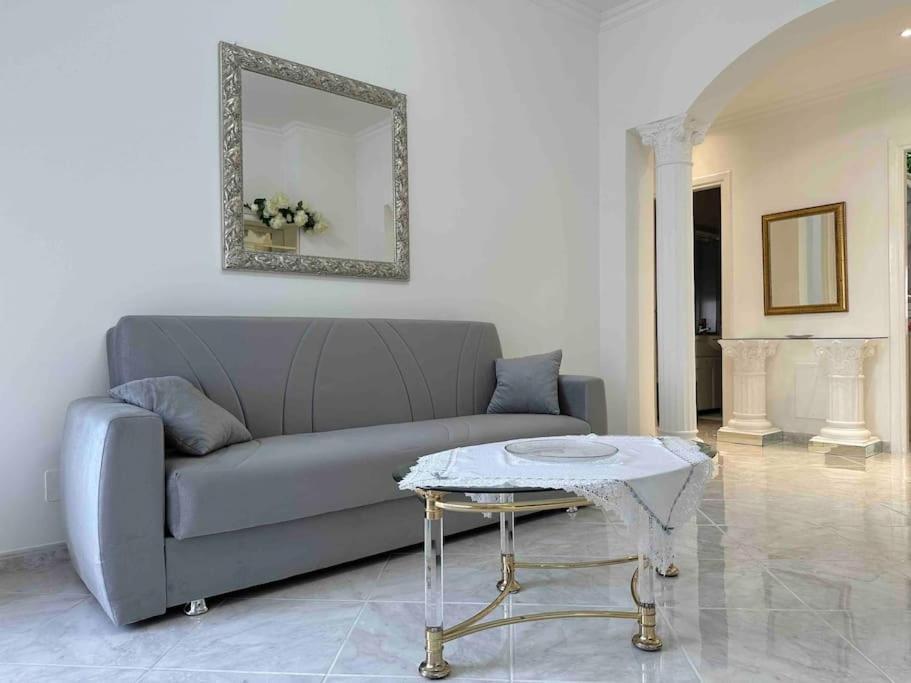 Ferienwohnung Casa Eleonora: A 5 Min Dal Mare + Free Parking Ventimiglia Exterior foto