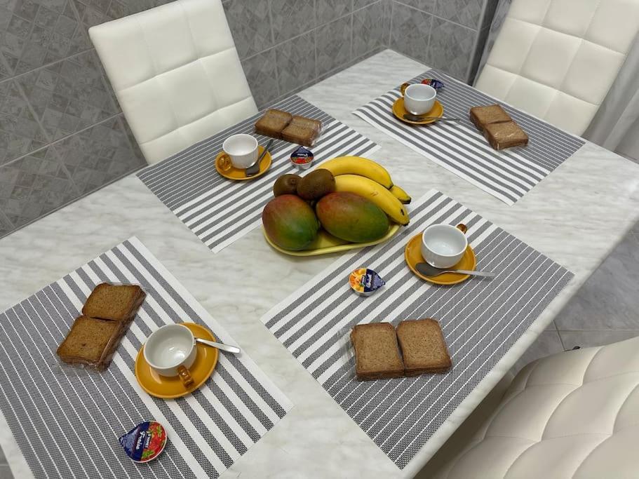 Ferienwohnung Casa Eleonora: A 5 Min Dal Mare + Free Parking Ventimiglia Exterior foto
